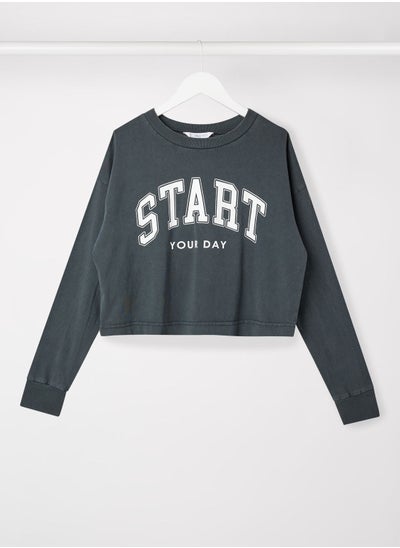 اشتري Girls Text Print Cropped Sweatshirt في مصر