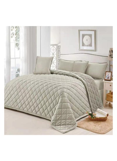 Buy Winter quilt set, two-sided system, velvet face and soft fur side, 6 pieces, light fixed filling, quilt size 220 x 240 cm in Saudi Arabia