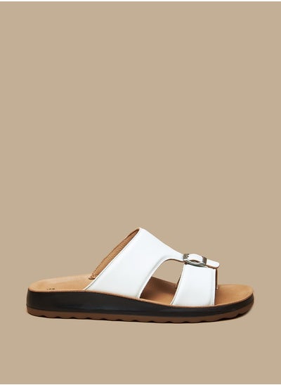 اشتري Men's Solid Arabic Sandals with Buckle Detail في الامارات