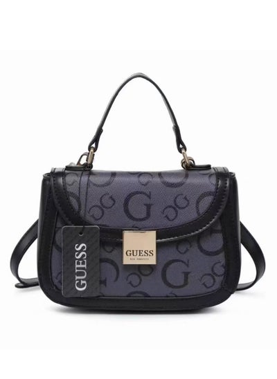 اشتري حقيبة كروس بشعار GUESS Gamill باللون الرمادي في الامارات