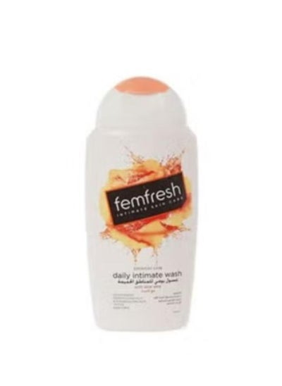 اشتري Femfresh Hypoallergenic pH Balanced Intimate Wash with Aloe Vera 250 ml في الامارات