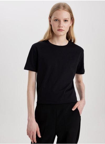 Buy Regular Fit Crew Neck Short Sleeve T-Shirt in UAE