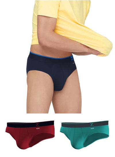 اشتري Pack of 3 Traq Anti-bacterial Odour-free cotton Solid Men Brief في الامارات