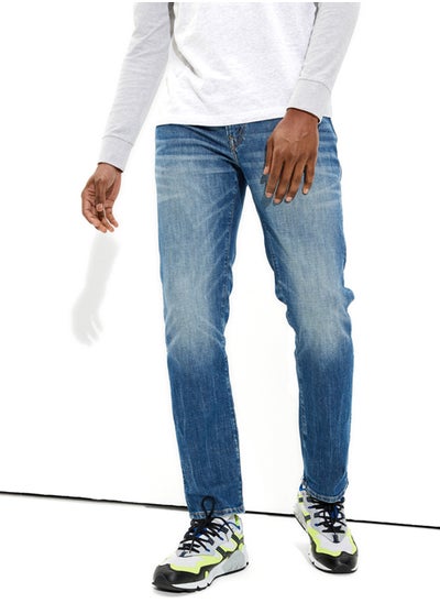 اشتري AE AirFlex+ Temp Tech Slim Straight Jean في السعودية