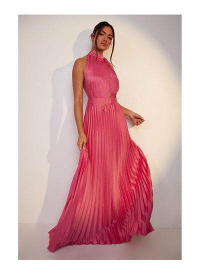 اشتري Pleated Satin Halterneck Maxi Dress في الامارات