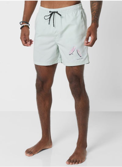 اشتري Printed Shorts في الامارات