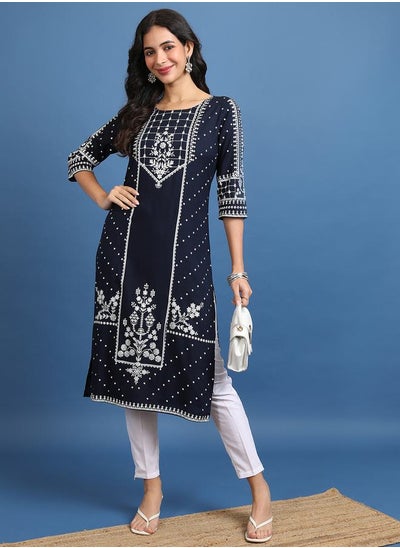 Buy Embroidered Straight Fit Kurta in Saudi Arabia