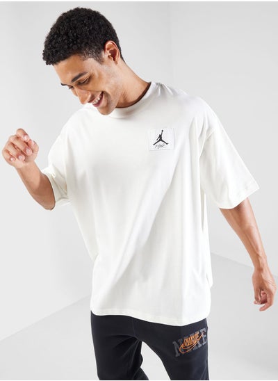 اشتري Jordan Essential Oversized T-Shirt في السعودية