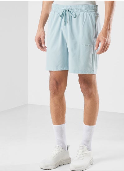 اشتري Woven Shorts في السعودية