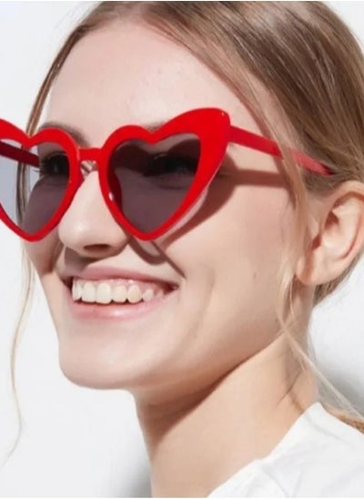 اشتري Sunglasses Women Adult Fashion Eyewear Lady Peach Sun Glasses Heart Shape Plastic Sunglasses uv400 في مصر