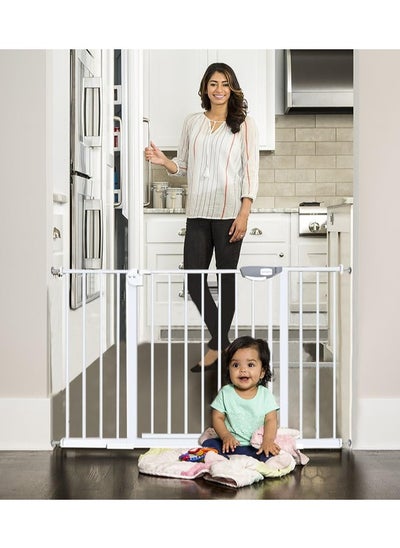 اشتري Auto Close Safety Baby Gate,Adjustable Width Stairway Guard Rail Child Safety Gate,Expandable Baby Pet Safety Gate,The Maximum Suitable Width is 114 cm,Including 30 cm Extension Rack (Size:105-114cm) في السعودية