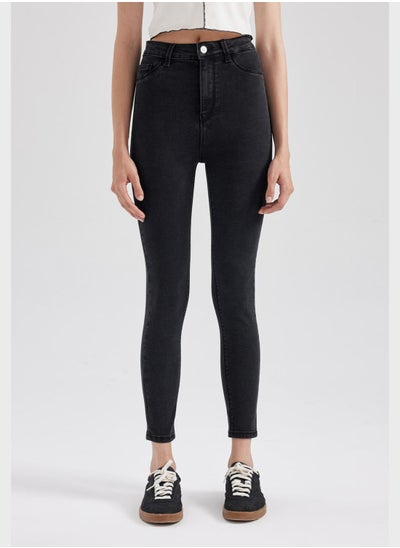 اشتري High Waist Skinny Jeans في الامارات