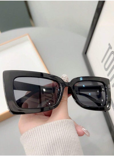 اشتري Women's Square Plastic Decorative Fashion Glasses - Black في مصر