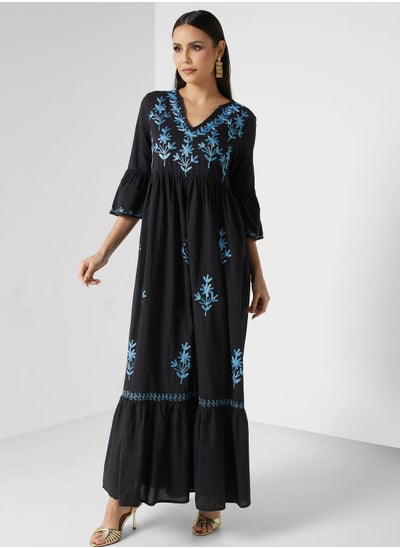 اشتري Embroidered Tiered Jalabiya في الامارات