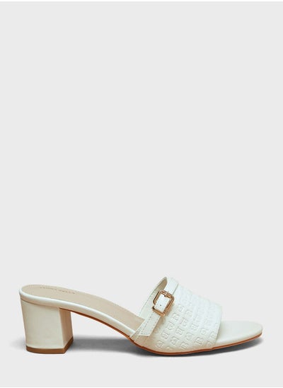 اشتري Block Heel Sandals في الامارات