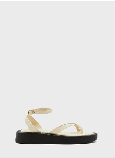 Buy Sadie Toe Loop Sandals in Saudi Arabia