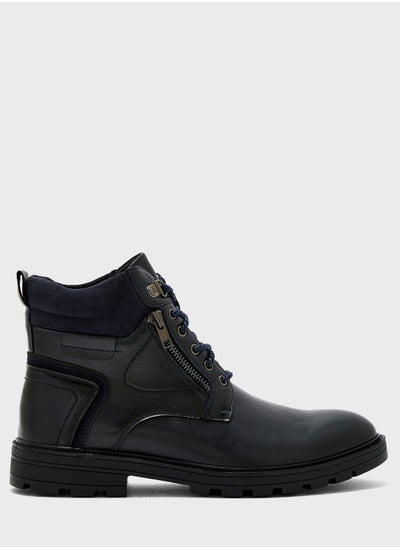 اشتري Casual Laced Boots في الامارات