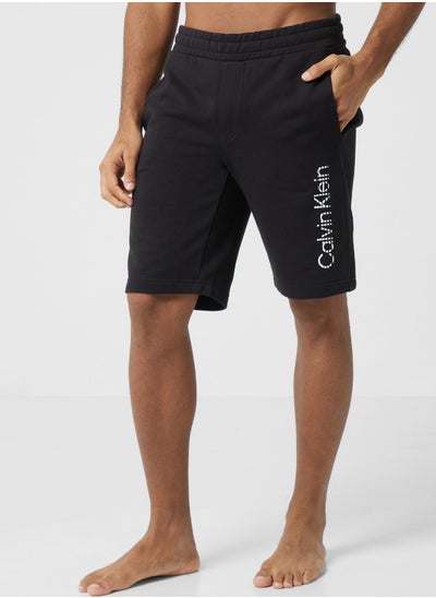 اشتري Logo Shorts في السعودية