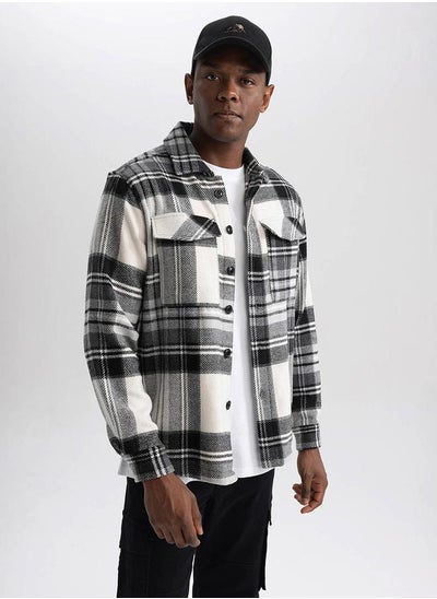 Buy Relaxed Fit Checkered Lumberjack Long Sleeves Shirt in Saudi Arabia