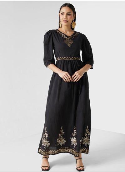 اشتري Embroidered Tiered Jalabiya في الامارات