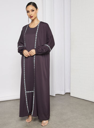 اشتري عباية مع ثوب داخلي متناسق في السعودية