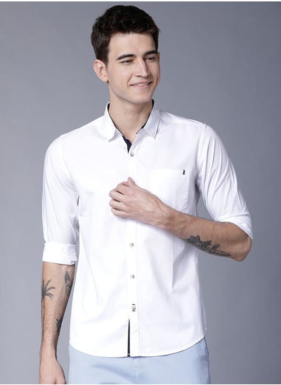 اشتري Solid Chest Pocket Detail Slim Fit Shirt في السعودية