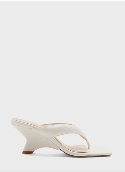 اشتري Interest Wedge Heel Thong Sandal في الامارات