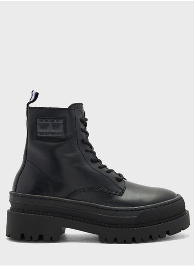 اشتري Lace Up High Top Boots في السعودية