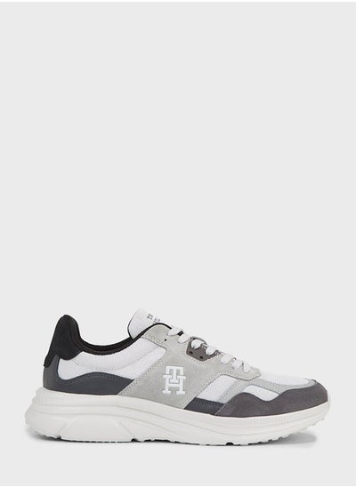 اشتري Casual Low Top Sneakers في السعودية