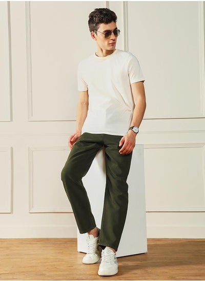 اشتري Men’s Olive Relaxed Fit Jeans في الامارات