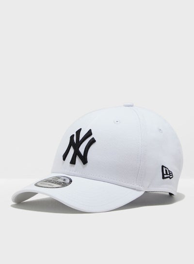 Buy 9Forty New York Yankees Cap in UAE