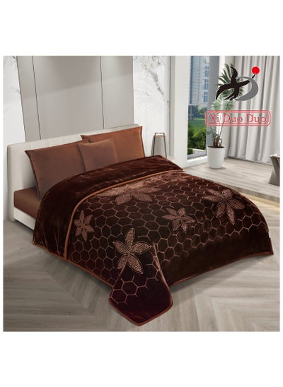 Buy Two-piece winter blanket, 6 kg, plain engraved, with a super soft texture, size 200 x 240 cm - dark brown in Saudi Arabia