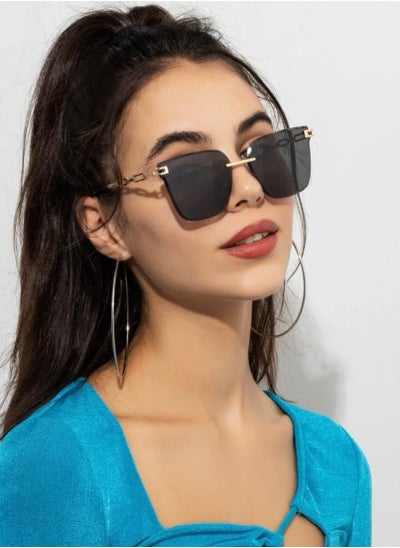 Buy Elegant And Modern Women's Sunglasses With Black Lenses in Saudi Arabia