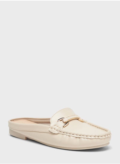 اشتري Close Toe Slip Loafer في الامارات