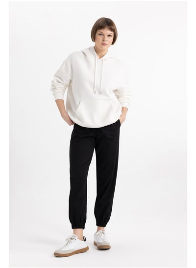 اشتري Woman Jogger Fit Knitted Trousers في مصر