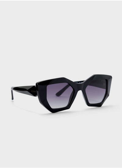 اشتري Oversized Sunglasses في الامارات