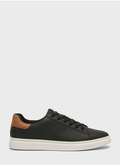 اشتري Casual Lace Up Sneakers في الامارات