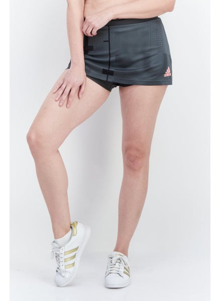 اشتري Women Sportswear Fit Training Skort, Grey/Black في الامارات