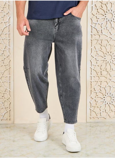 Buy Mid Wash Balloon Fit Knee Dart Jeans in Saudi Arabia