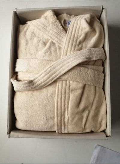 Buy A high-quality Egyptian cotton bathrobe with a soft texture and healthy material. It can be worn up to 80 kilograms in Egypt