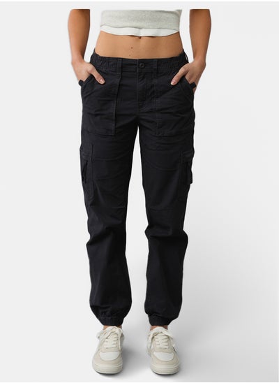 اشتري AE Snappy Stretch Baggy Cargo Jogger في مصر