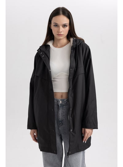اشتري Woman Regular Fit Hooded Raincoat في مصر