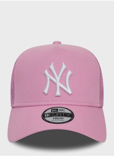 اشتري New York Yankees Trucker Cap في السعودية