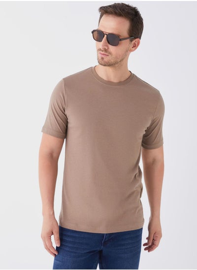 اشتري Essential Crew Neck T-Shirt في السعودية