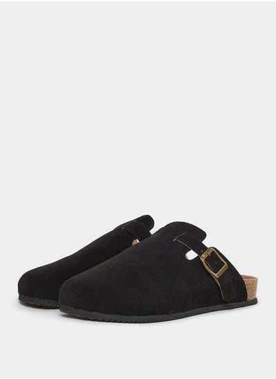 اشتري Suede Buckle Platform Sole Clogs في السعودية