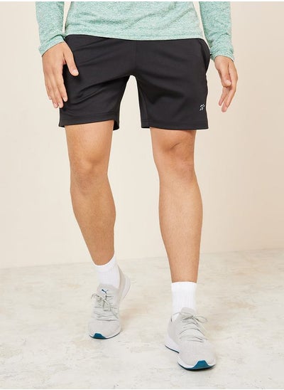 اشتري Elastic Waistband Knit Training Shorts في السعودية