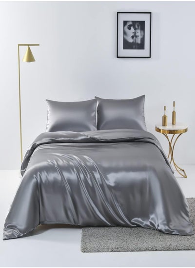 اشتري 4pcs King Size Luxury Solid Color Satin Duvet Cover Set Skin-friendly And Comfortable, Soft And Smooth For Bedroom And Living Room 220x240 cm في الامارات