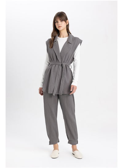 اشتري Woman Cargo Fit Woven Trousers في مصر