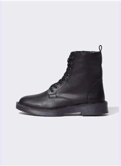 اشتري Woman Casual Boots في الامارات