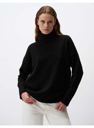 اشتري Long Sleeved Turtleneck Sweater في مصر